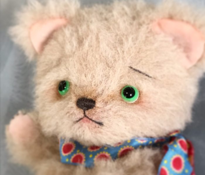 注文  テディベア サロペットスタイル♪テディキャット カーリーモヘアの白猫ちゃん おもちゃ/人形